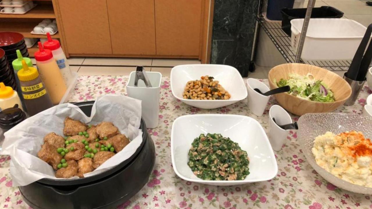 Toyoko Inn Osaka Hankyu Juso-Eki Nishi-Guchi No.1 מראה חיצוני תמונה